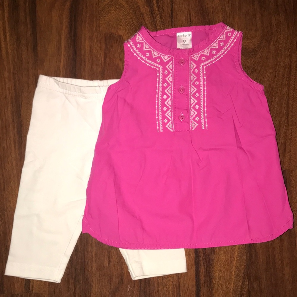 Baby girl outfit size 9 months